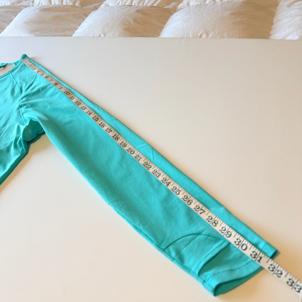 Coolibar LumaLeo Long Sleeve T-Shirt with Thumbholes in Blue Curacao size XXL - Picture 7 of 15